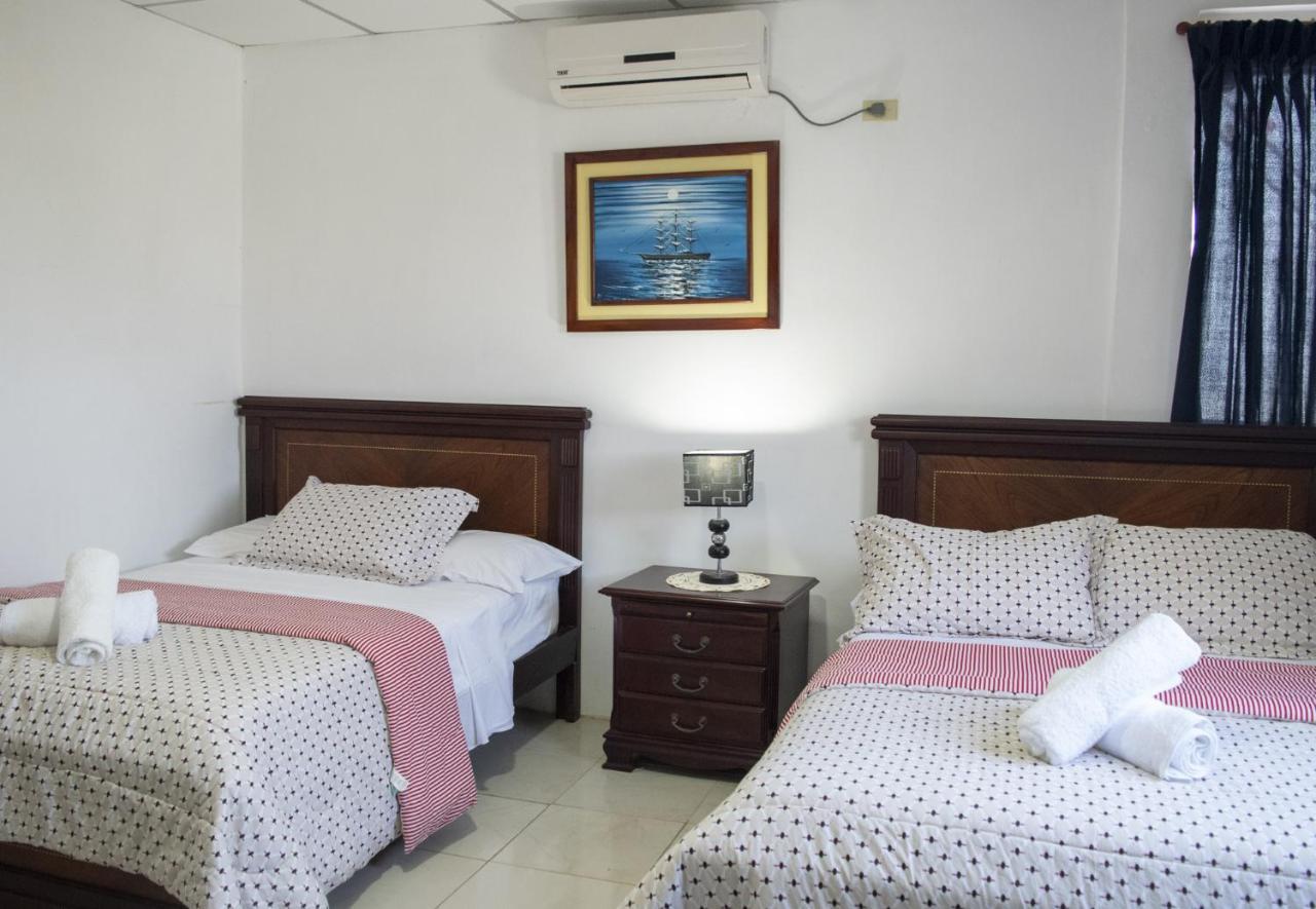 Hotel Valeritos Playas Exterior photo
